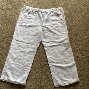 New York and Company White Linen Capris Size S